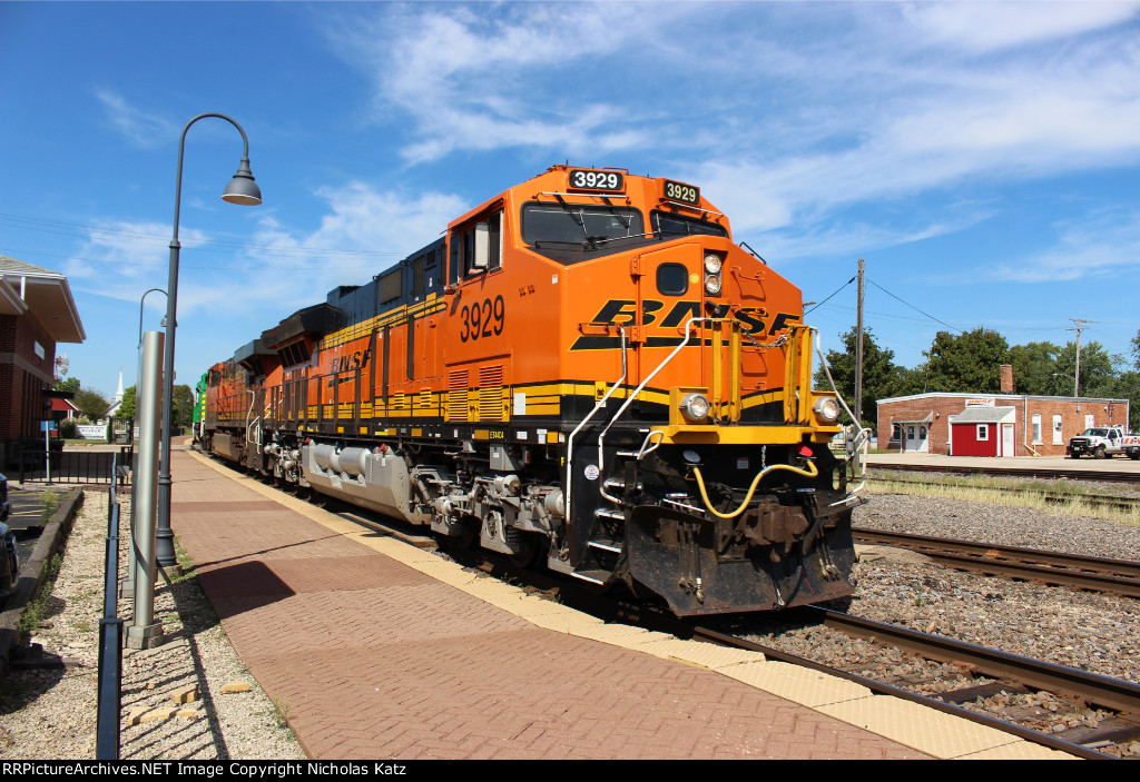 BNSF 3929